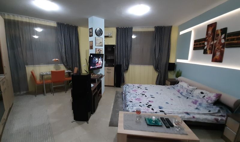 Estudio en Santos Constantino y Elena, Bulgaria, 54 m² - imagen 8