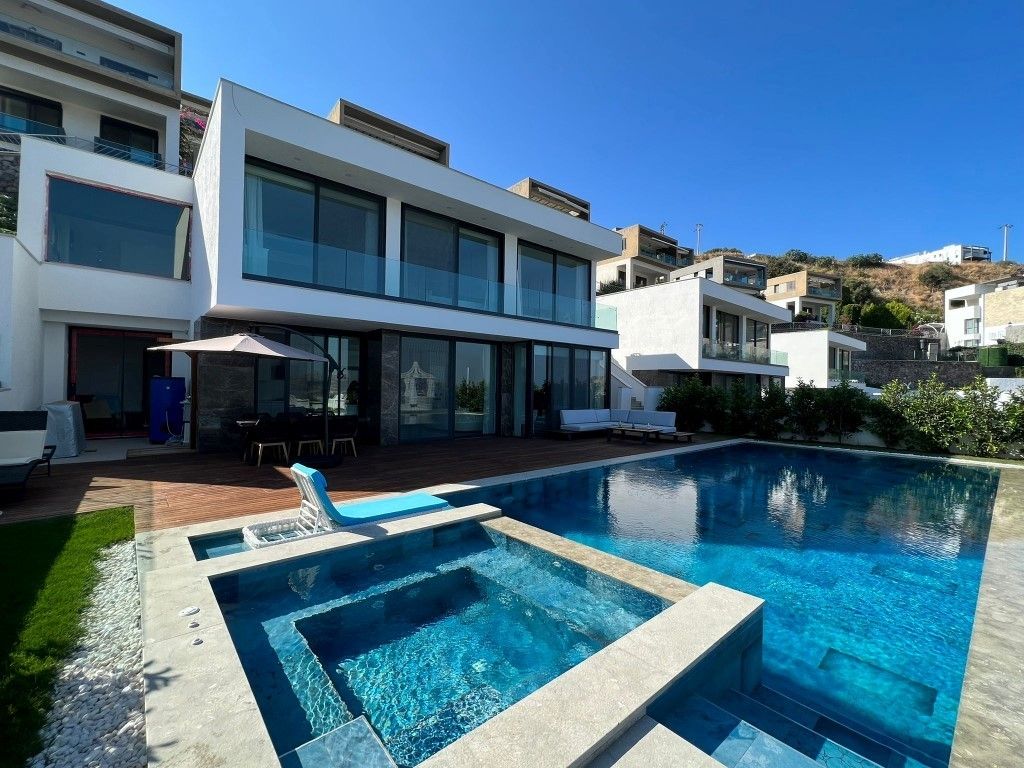 Villa in Bodrum, Turkey, 240 m² - picture 1