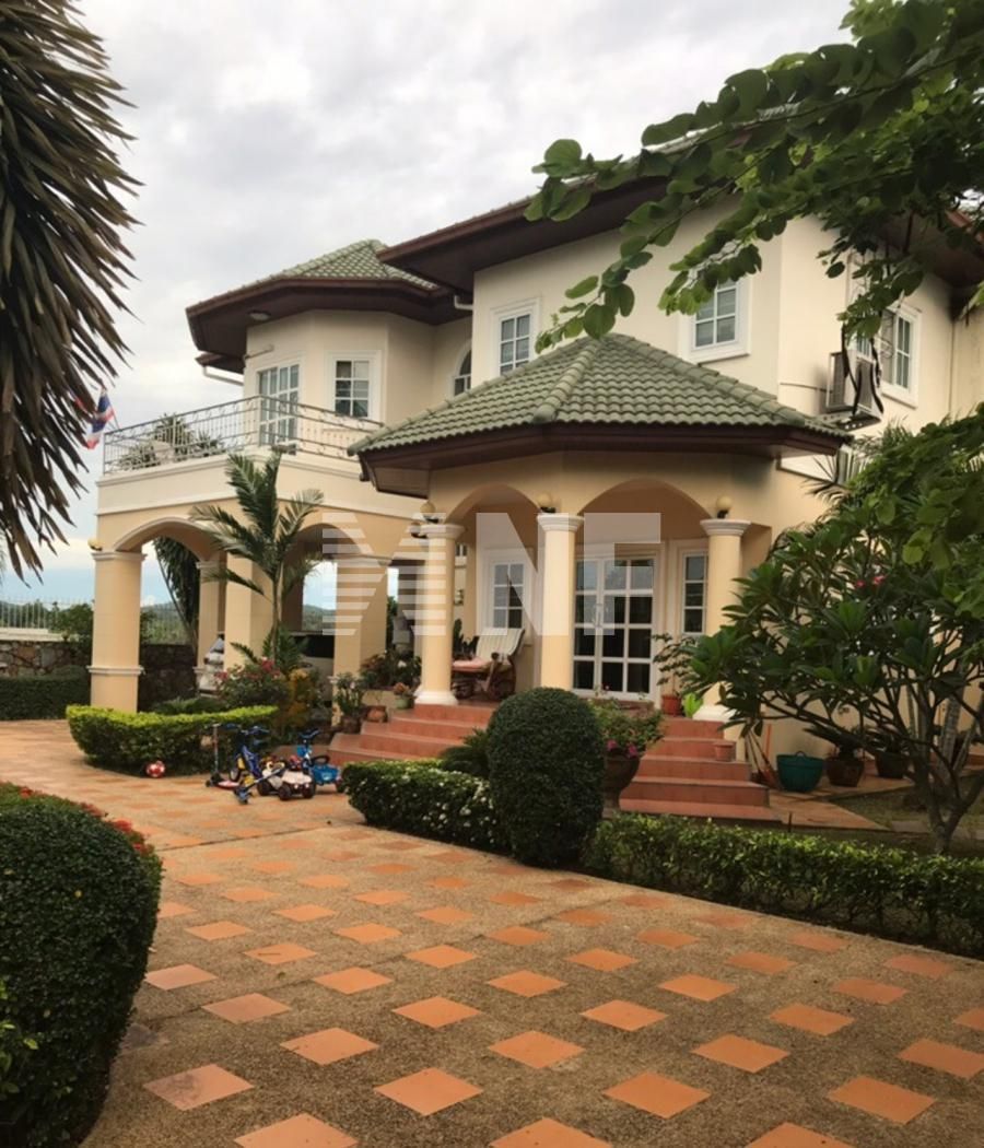 Villa à Pattaya, Thaïlande, 253 m² - image 1