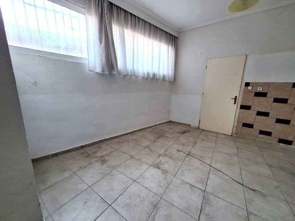 Flat in Thessaloniki, Greece, 120 m² - picture 6