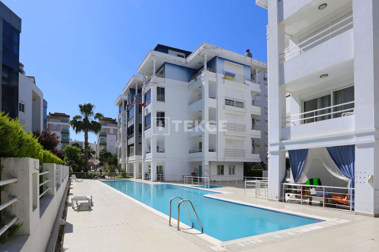 Apartment in Antalya, Turkey, 55 m² - picture 1