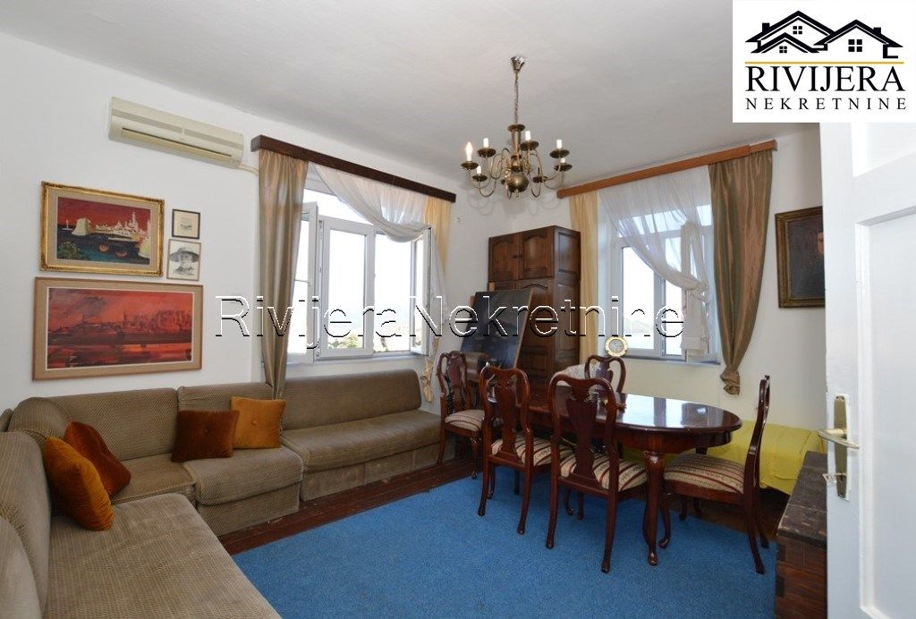Flat in Herceg-Novi, Montenegro, 73 m² - picture 2