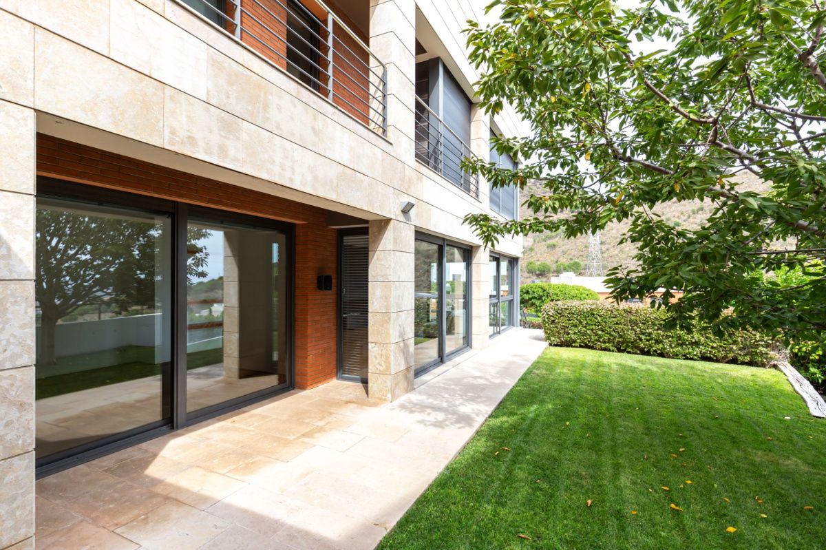 Maison à Barcelone, Espagne, 492 m² - image 1