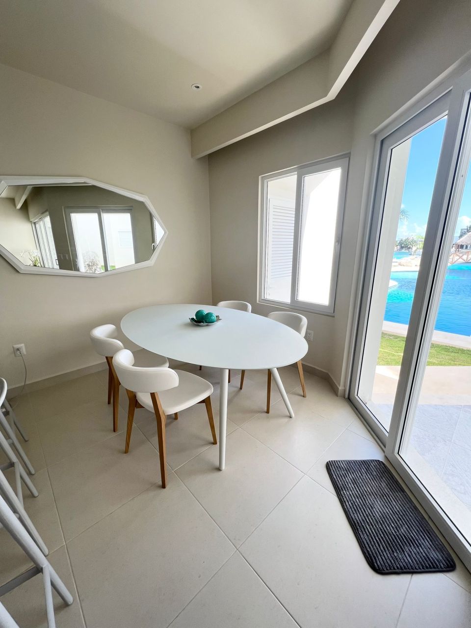 Flat Puerto Aventuras, Mexico, 115 m² - picture 10