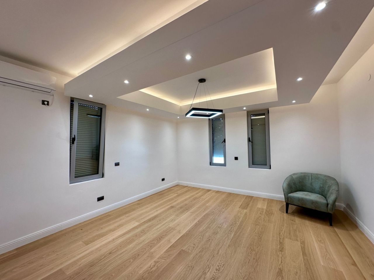 Villa en Budva, Montenegro, 740 m² - imagen 6