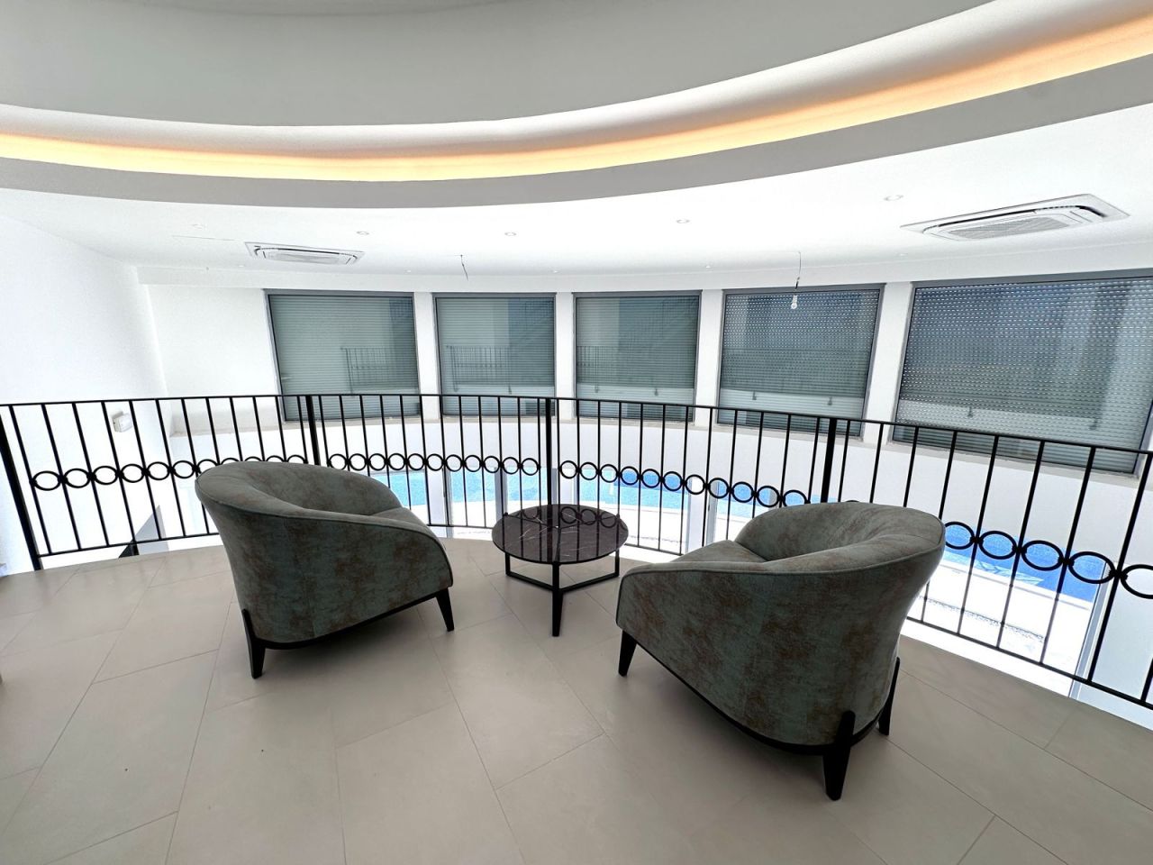 Villa en Budva, Montenegro, 740 m² - imagen 8