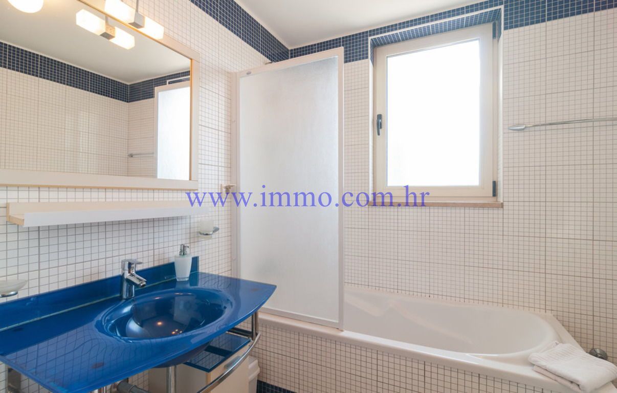 Haus in Brač, Kroatien, 192 m² - Foto 13