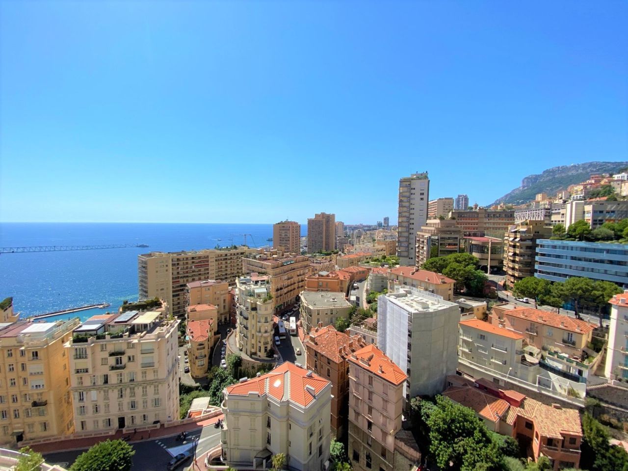 Apartment in Monaco, Monaco, 135 m² - picture 1