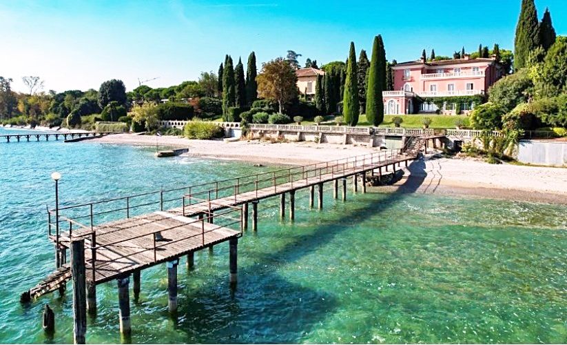 Villa a Desenzano del Garda, Italia, 750 m² - foto 3