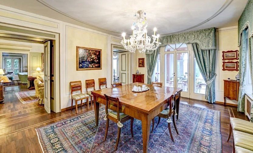 Villa a Desenzano del Garda, Italia, 750 m² - foto 12