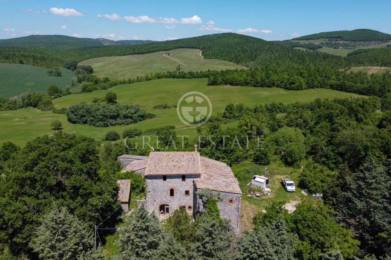 Castello Avigliano Umbro, Italia, 1 720 m² - foto 3