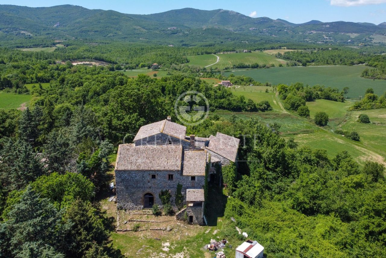 Castello Avigliano Umbro, Italia, 1 720 m² - foto 5