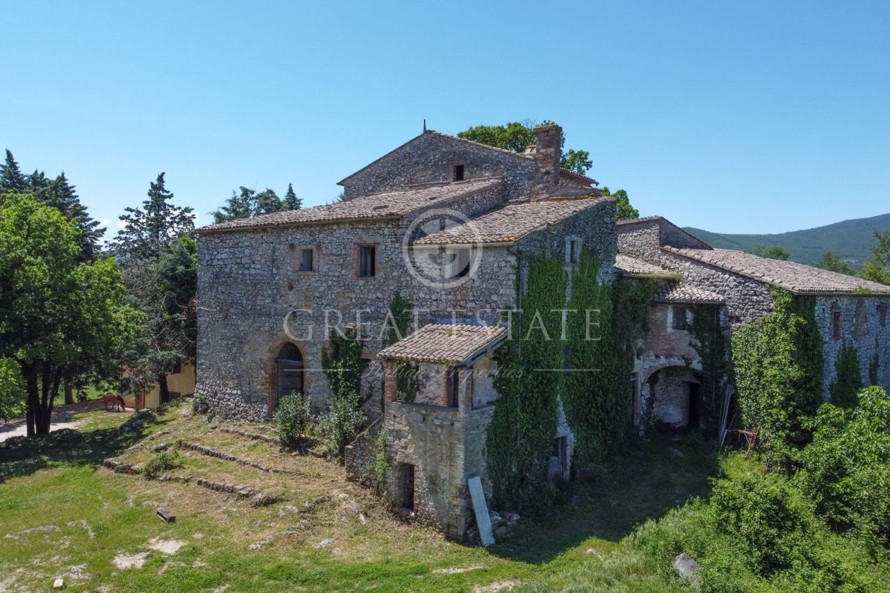 Castello Avigliano Umbro, Italia, 1 720 m² - foto 6