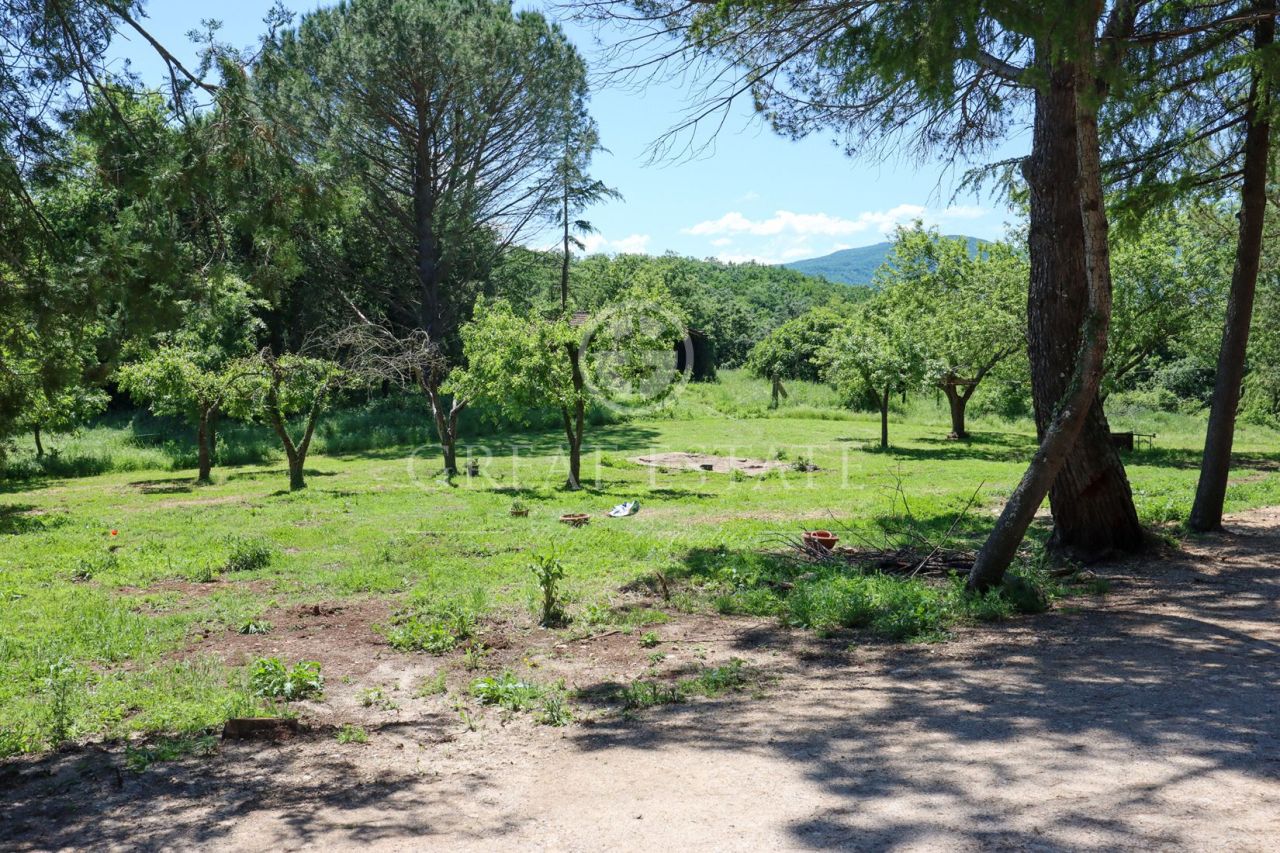 Castello Avigliano Umbro, Italia, 1 720 m² - foto 16