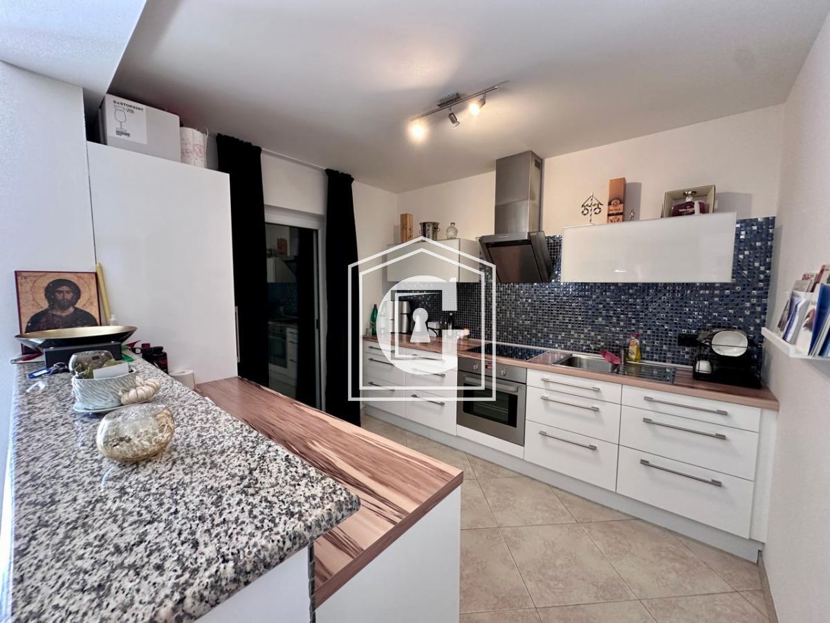 Villa a Krimovica, Montenegro, 180 m² - foto 3