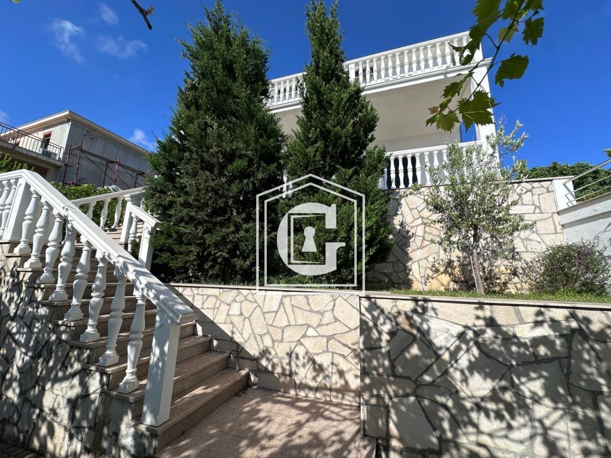 Villa a Krimovica, Montenegro, 180 m² - foto 4