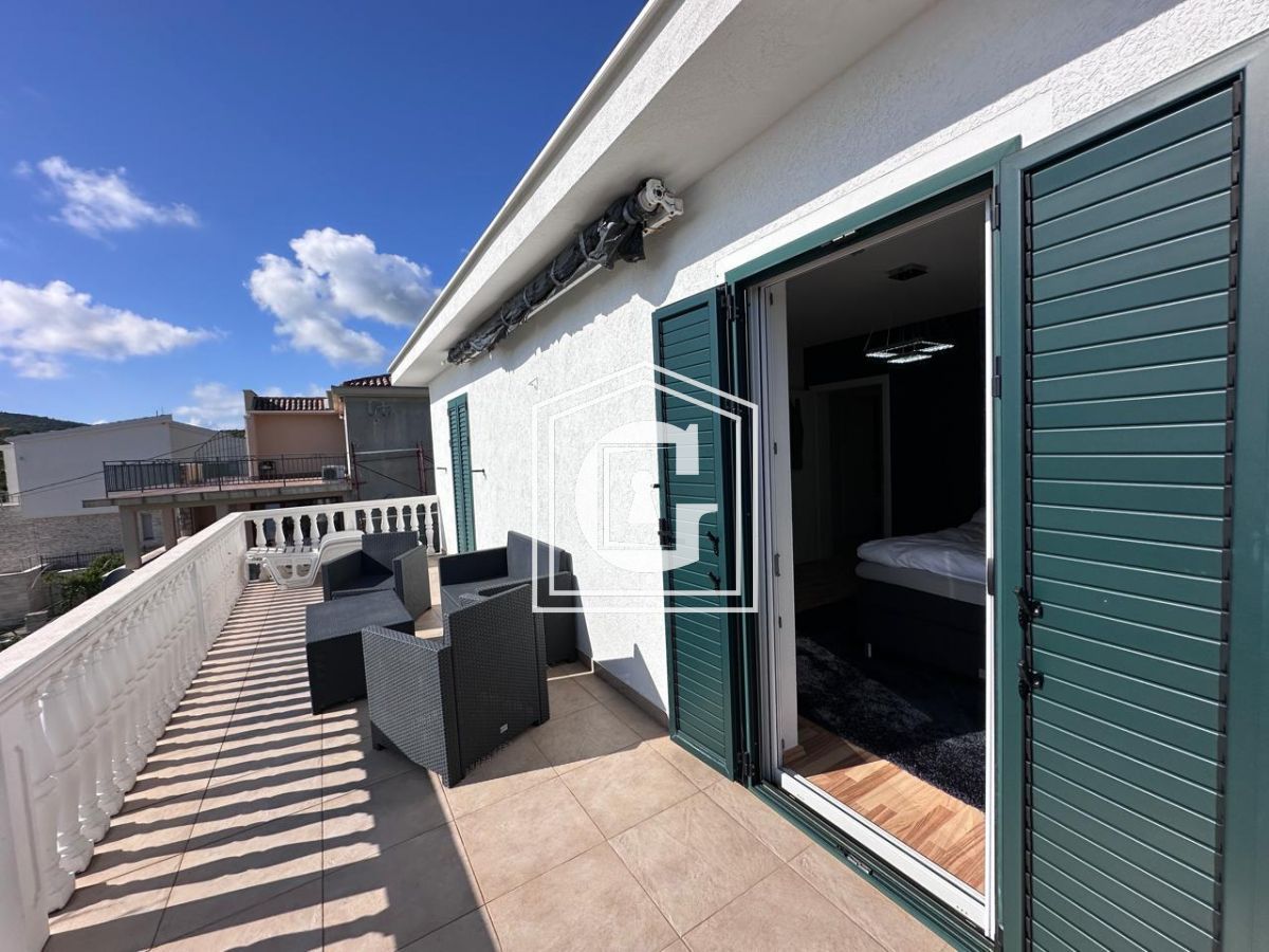 Villa a Krimovica, Montenegro, 180 m² - foto 17