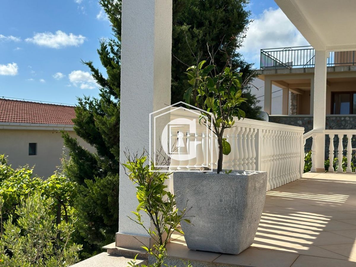 Villa a Krimovica, Montenegro, 180 m² - foto 18