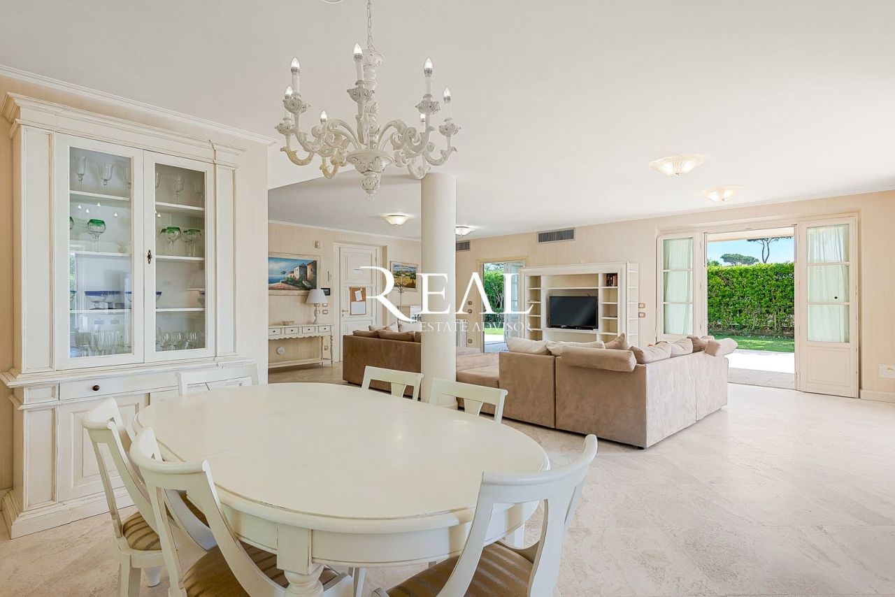 Villa à Forte dei Marmi, Italie, 480 m² - image 7