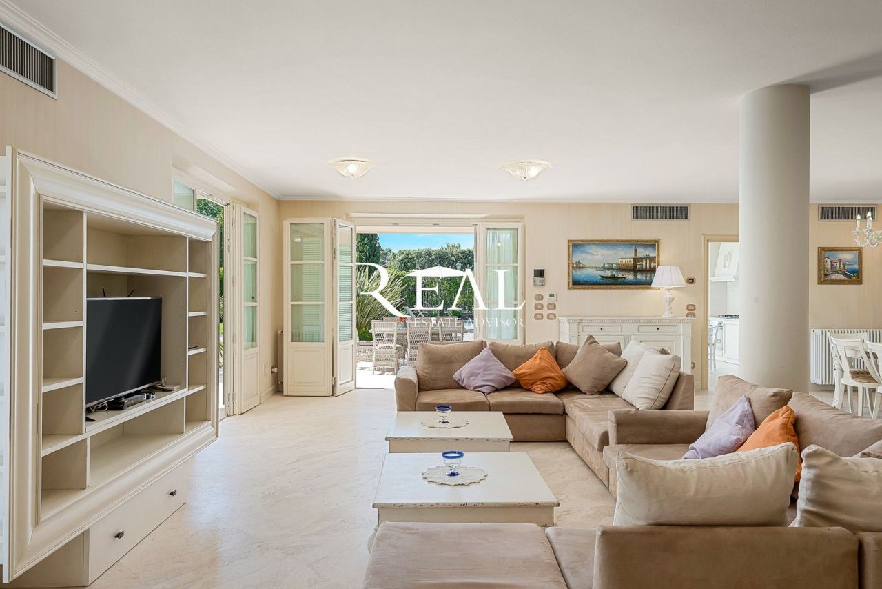 Villa à Forte dei Marmi, Italie, 480 m² - image 6