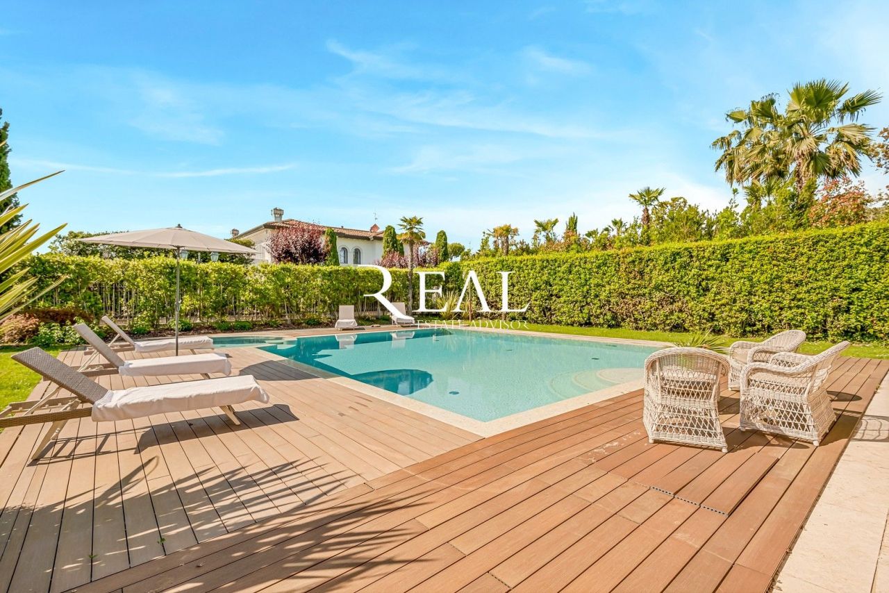 Villa à Forte dei Marmi, Italie, 480 m² - image 4