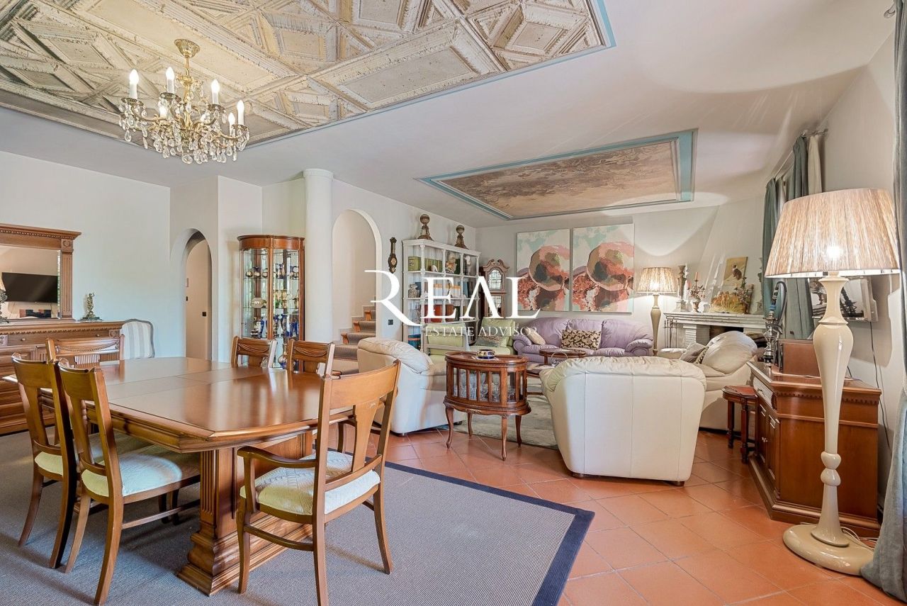 Villa in Forte dei Marmi, Italy, 260 m² - picture 9