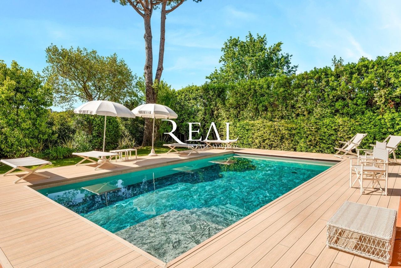 Villa in Forte dei Marmi, Italy, 260 m² - picture 2