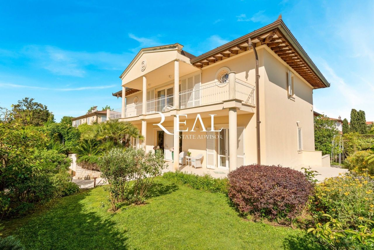 Haus in Forte dei Marmi, Italien, 490 m² - Foto 1