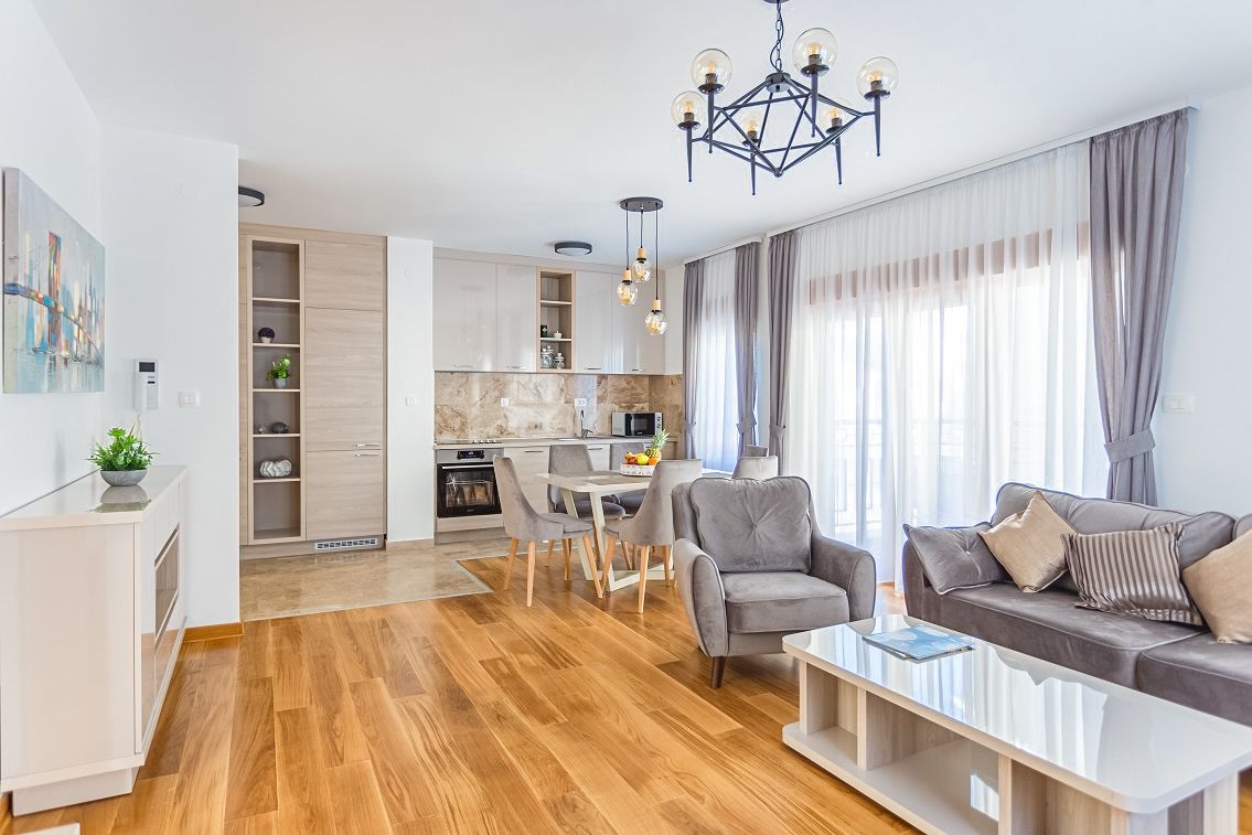 Piso en Przno, Montenegro, 74 m² - imagen 1