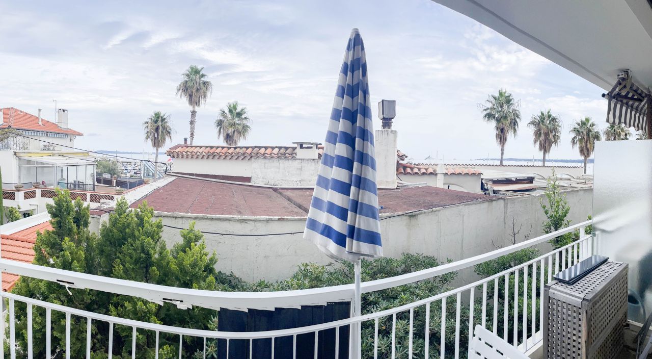 Flat in Cannes, France, 42 m² - picture 5