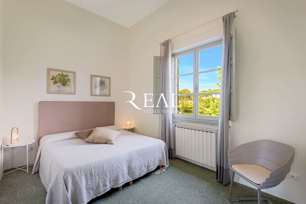 Villa en Forte dei Marmi, Italia, 450 m² - imagen 15