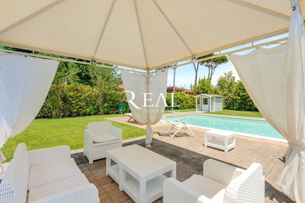 Villa en Forte dei Marmi, Italia, 450 m² - imagen 7
