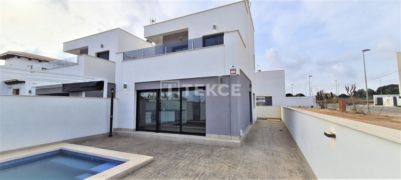 Villa in Orihuela, Spain, 97 m² - picture 1