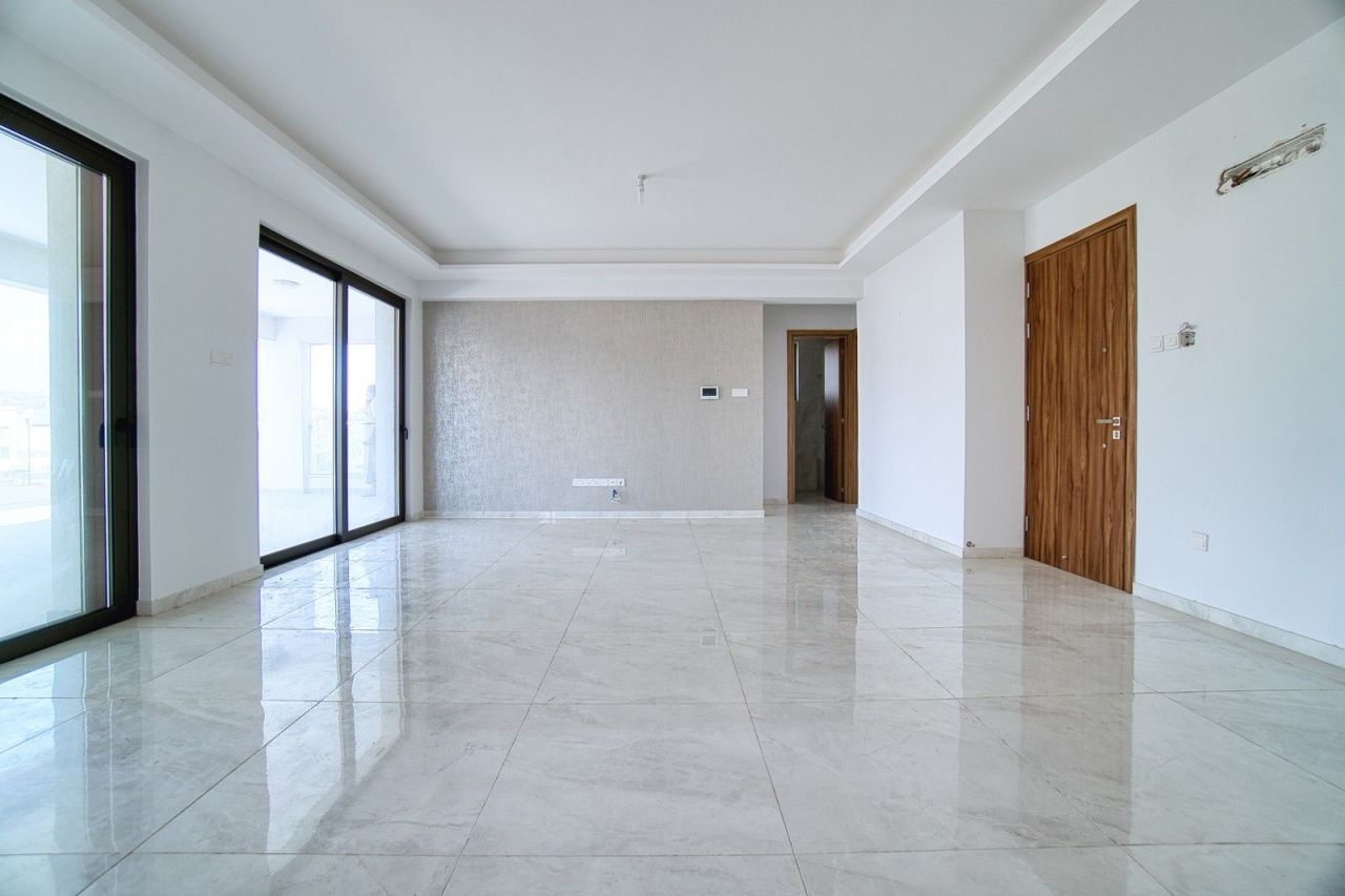 Penthouse in Limassol, Cyprus, 187 m² - picture 1