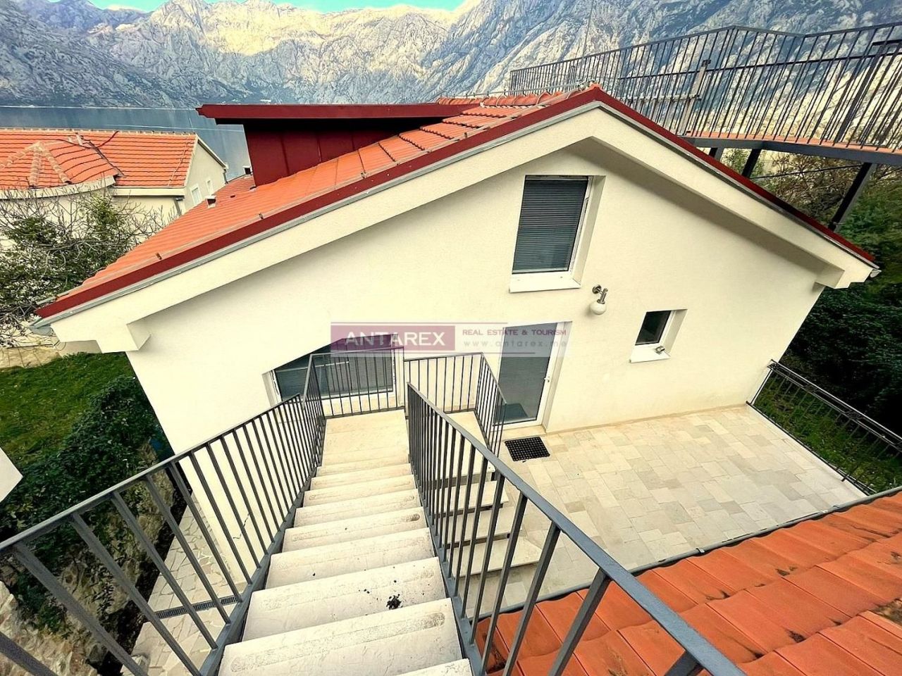 Villa à Prcanj, Monténégro, 222 m² - image 13
