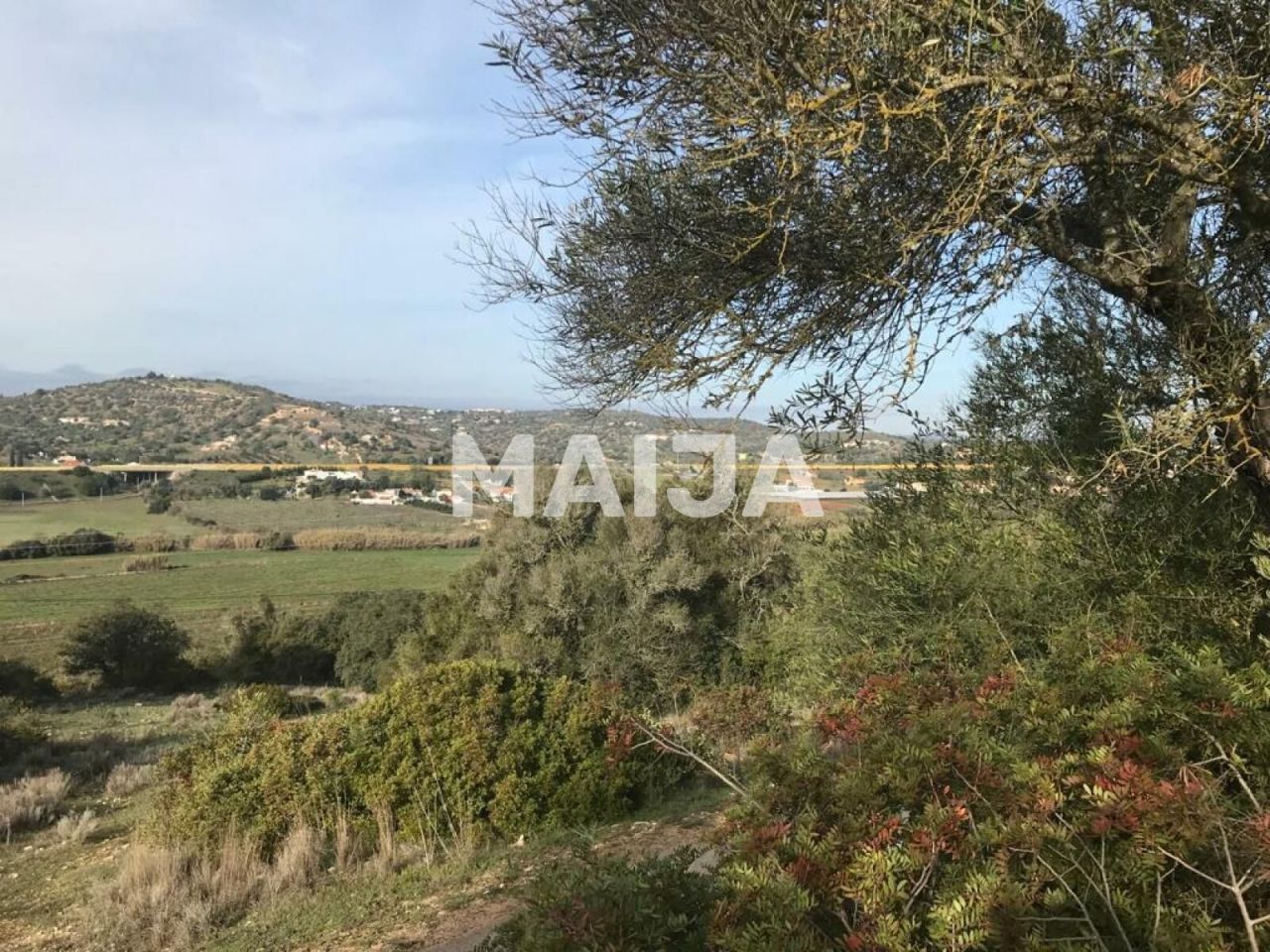 Land in Albufeira, Portugal, 4 400 m² - picture 1