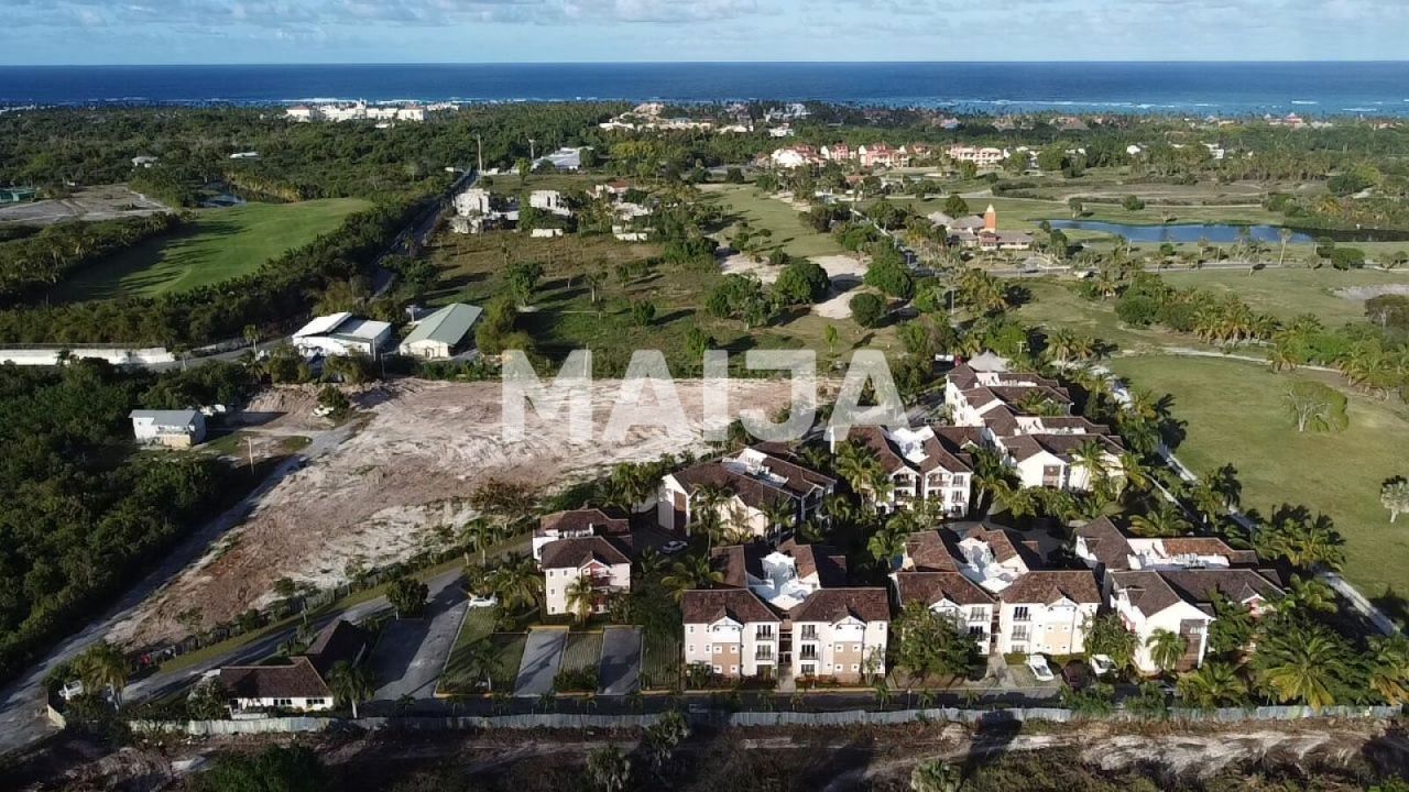 Land in Punta Cana, Dominican Republic, 1 000 m² - picture 1