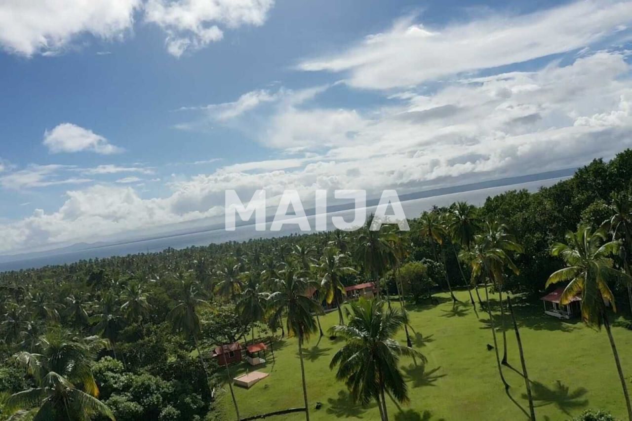 Land in Samana, Dominican Republic, 140 200 m² - picture 1