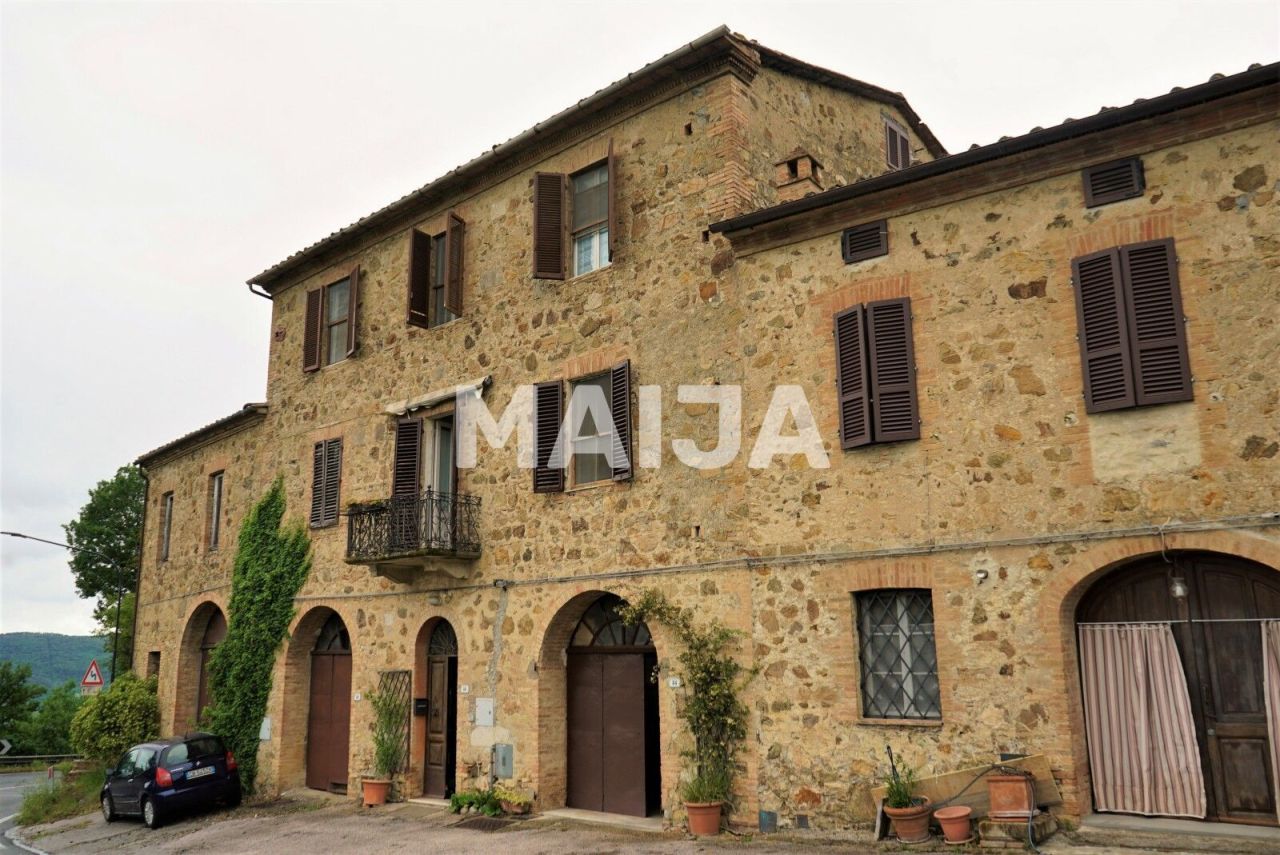 Appartement à Sienne, Italie, 190 m² - image 1