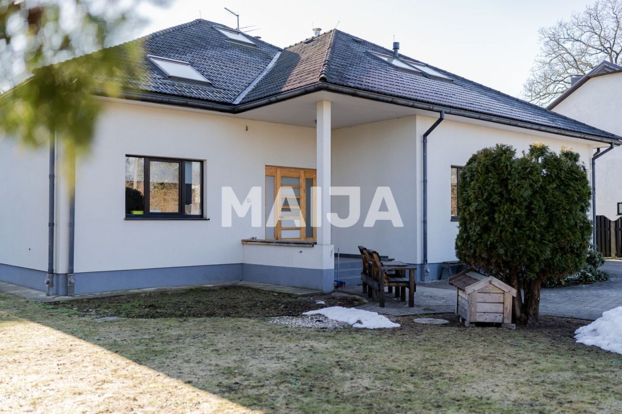 Haus in Riga, Lettland, 390 m² - Foto 1