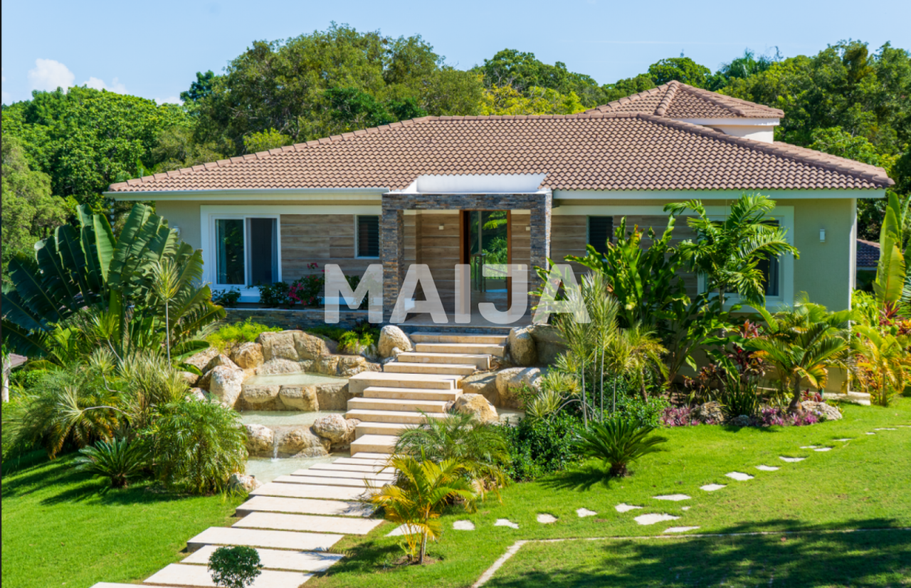 Villa en Sosúa, República Dominicana, 318 m² - imagen 1