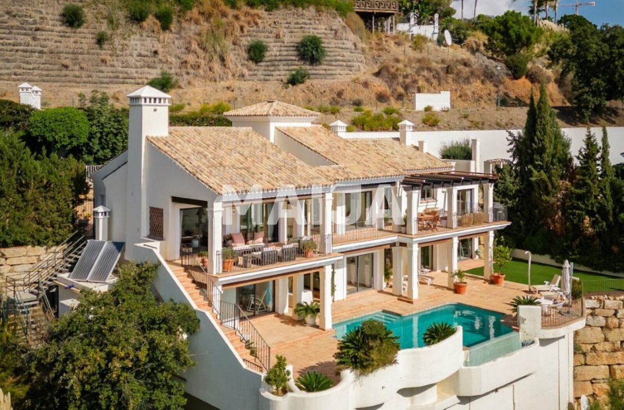 Casa en Benahavis, España, 262 m² - imagen 1