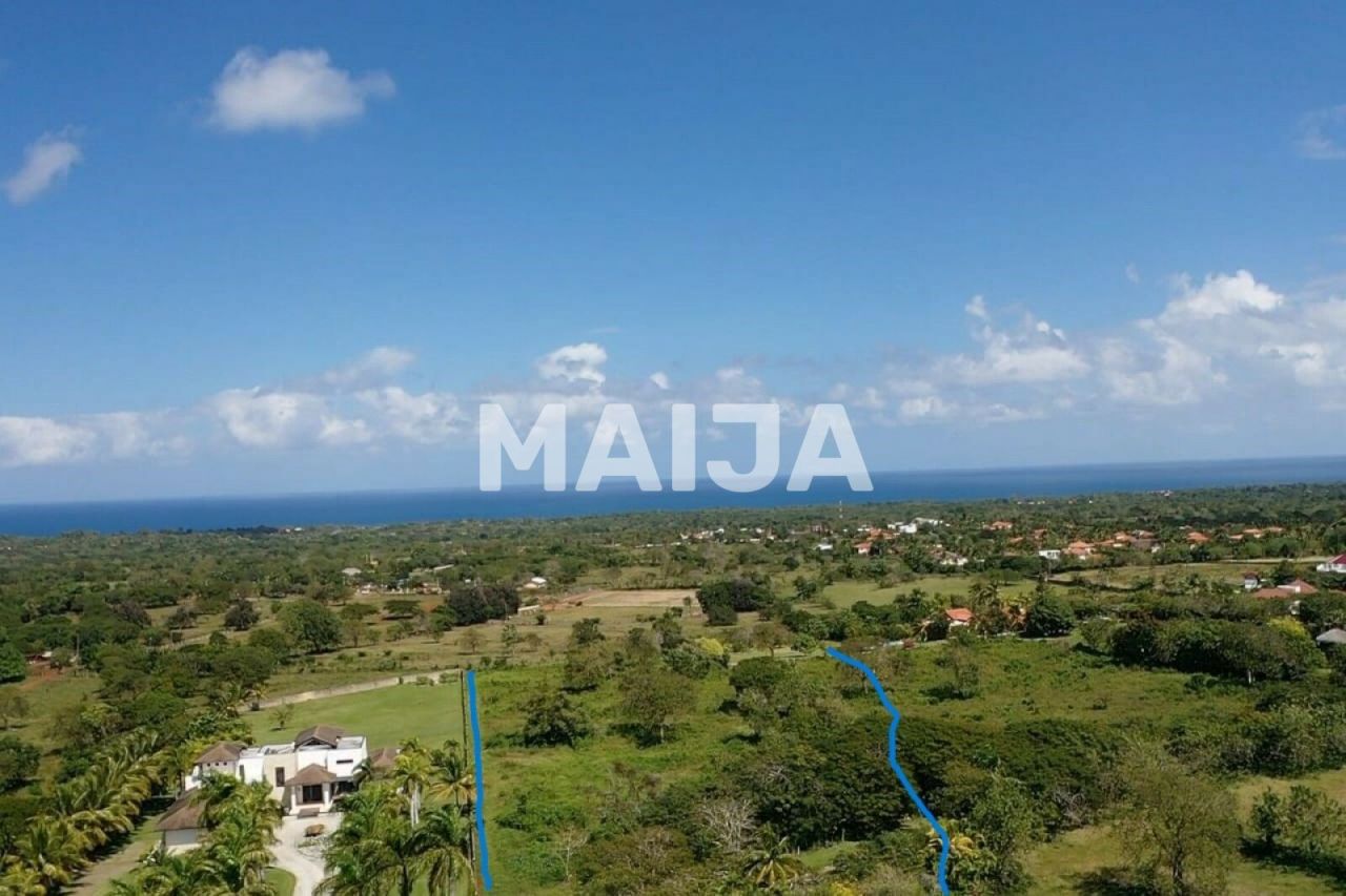 Land in Cabarete, Dominican Republic, 10 000 m² - picture 1