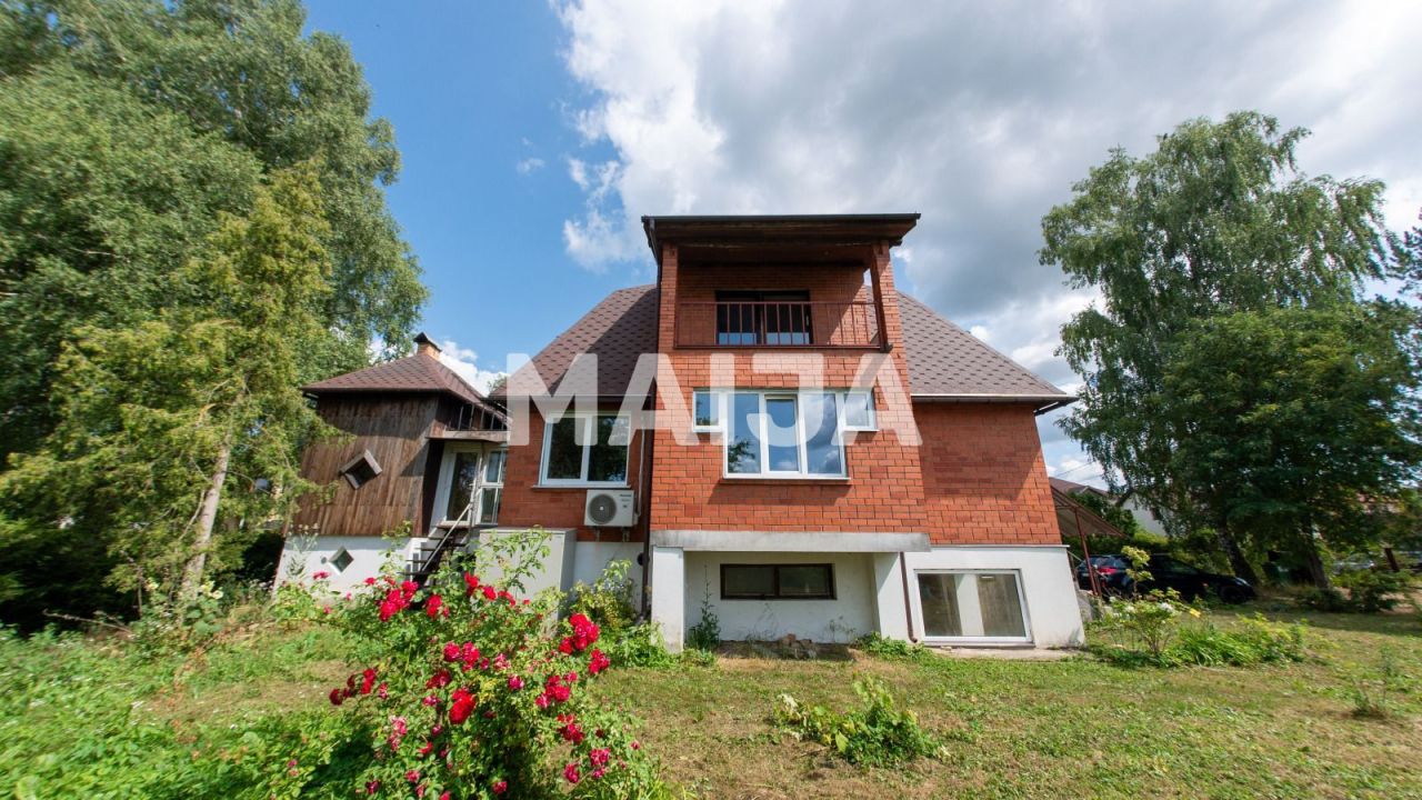 House in Salaspils, Latvia, 277 m² - picture 1