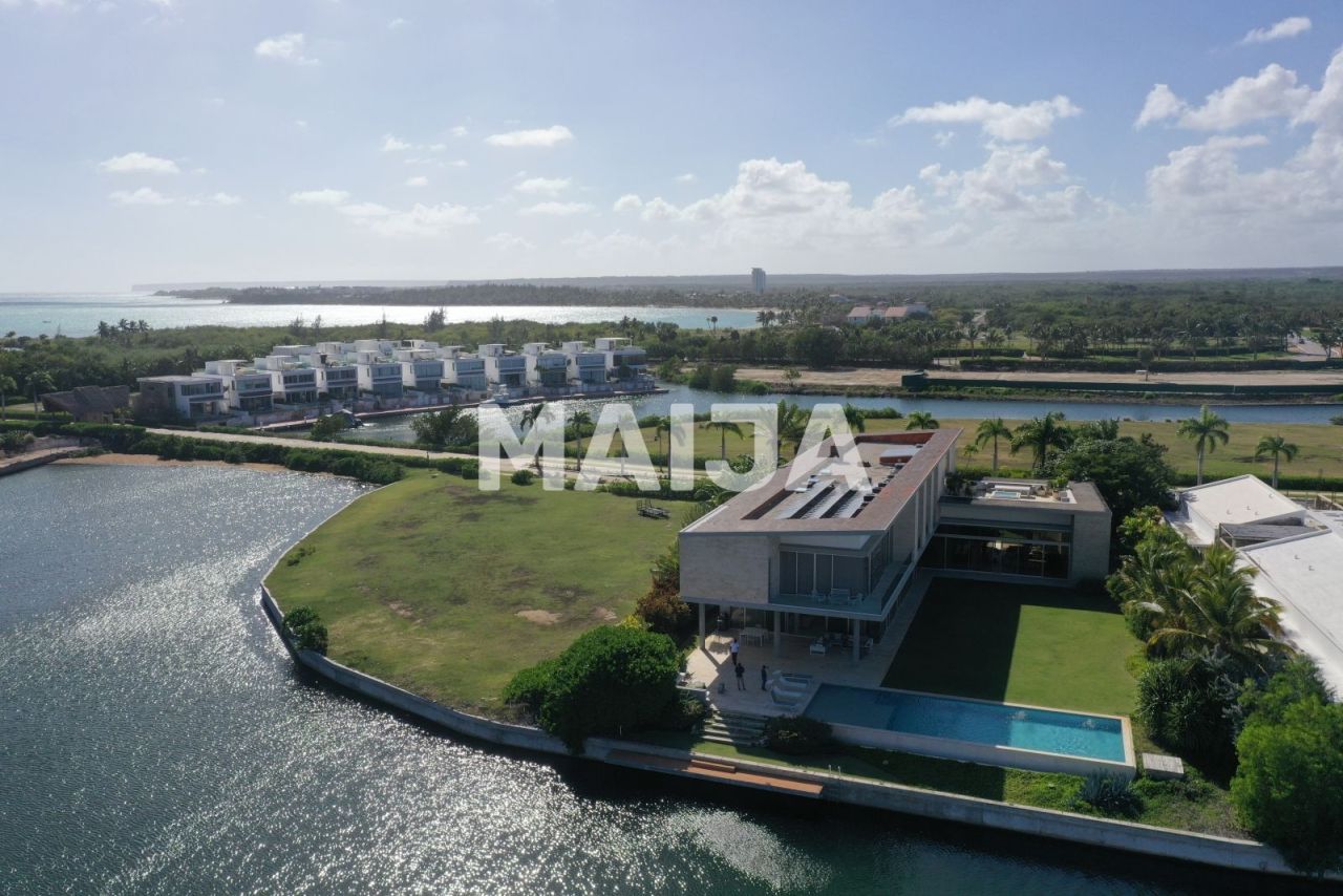 Villa en Punta Cana, República Dominicana, 1 803 m² - imagen 2