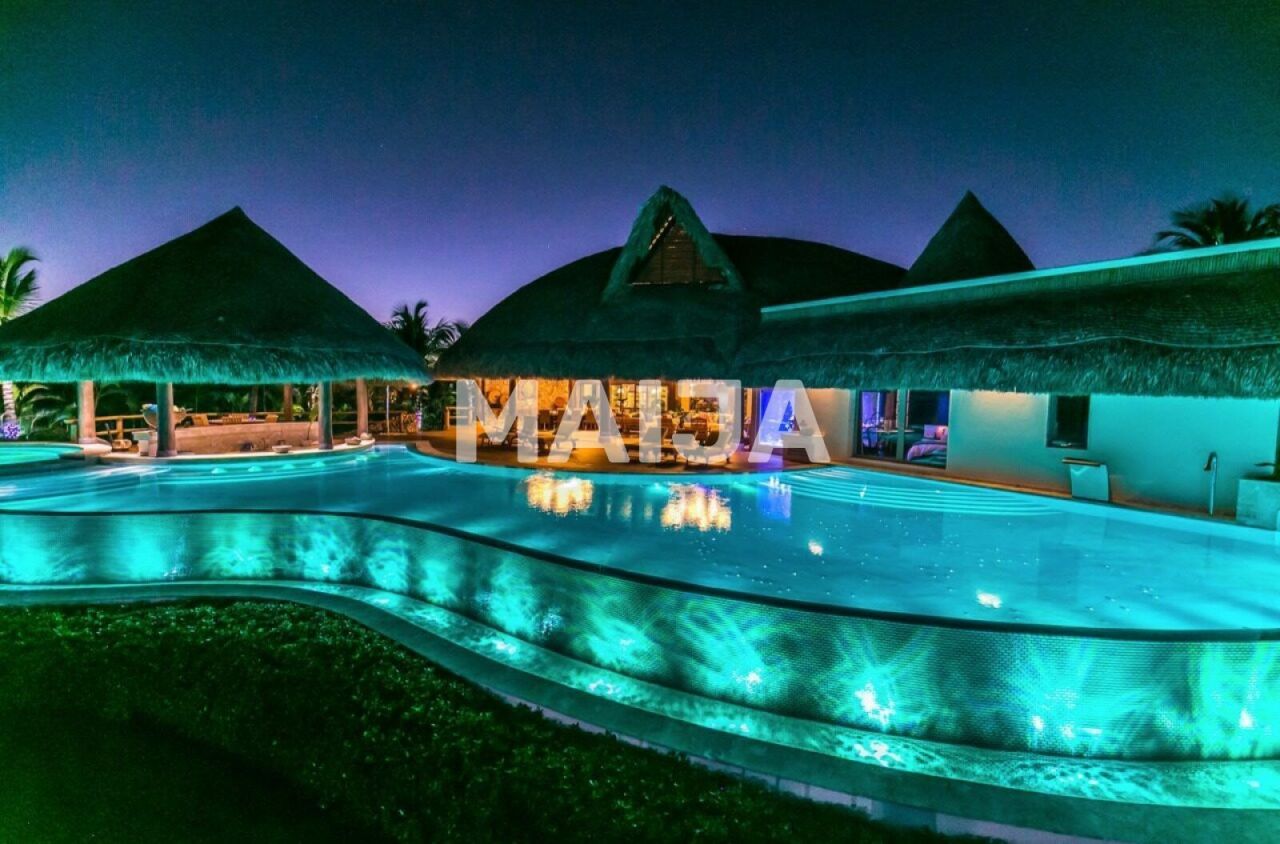 Villa in Punta Cana, Dominikanische Republik, 1 200 m² - Foto 2