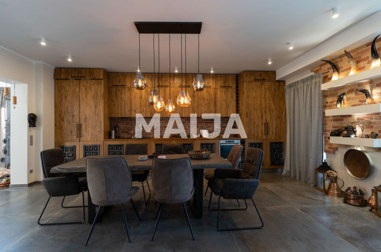 Casa en Jūrmala, Letonia, 239.6 m² - imagen 2
