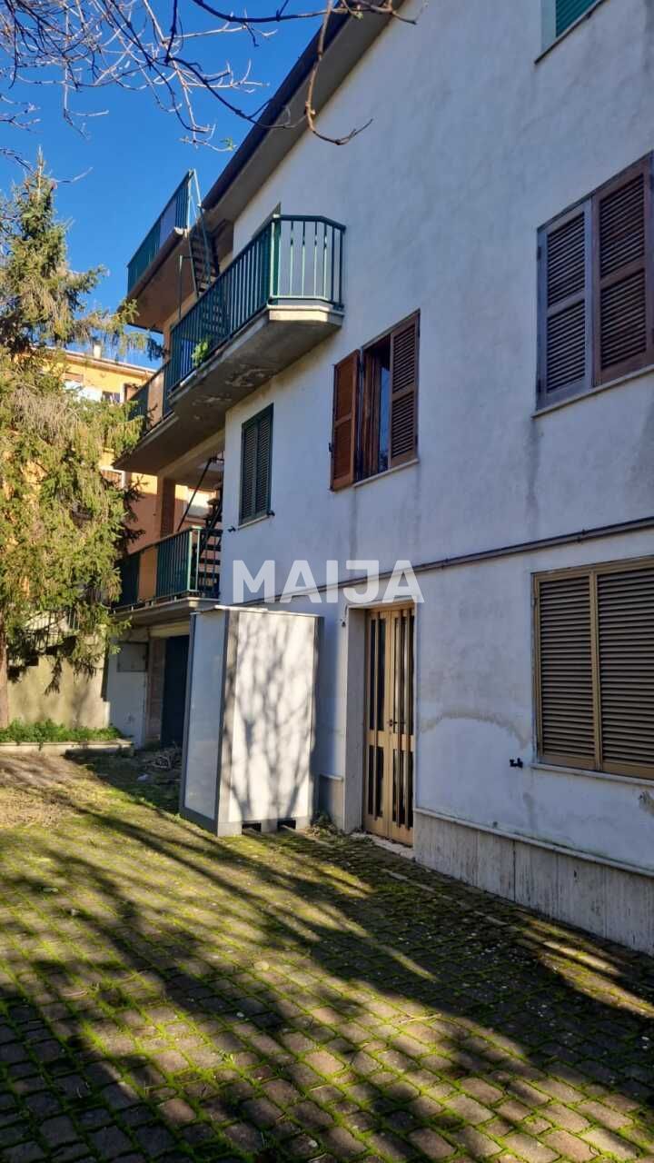 Villa en Rieti, Italia, 270 m² - imagen 3