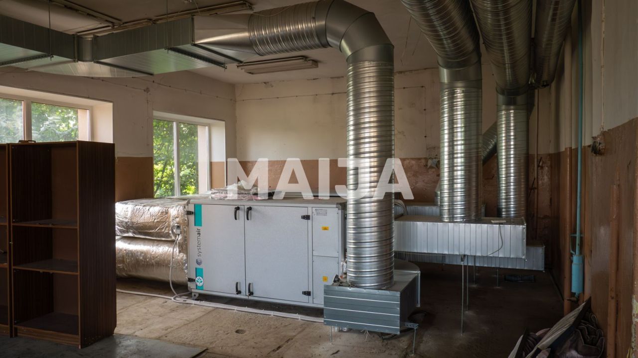 Office in Daugavpils, Latvia, 2 000 m² - picture 4