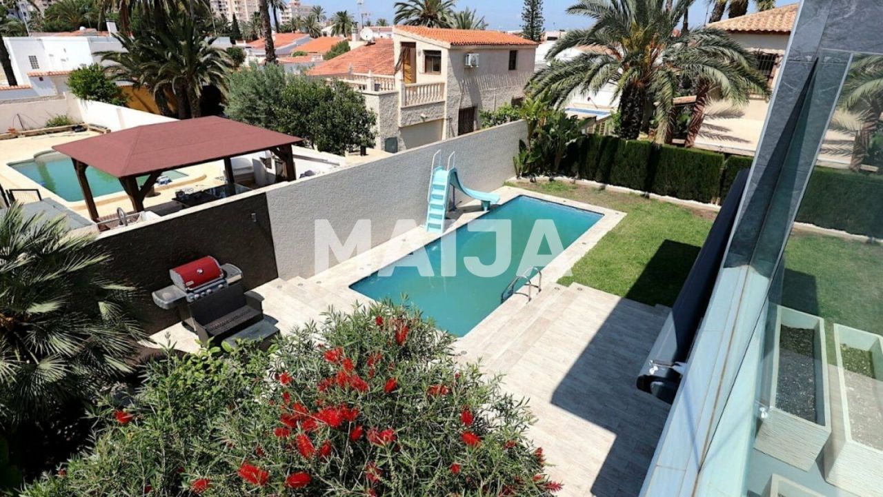 Casa a Torrevieja, Spagna, 145 m² - foto 8